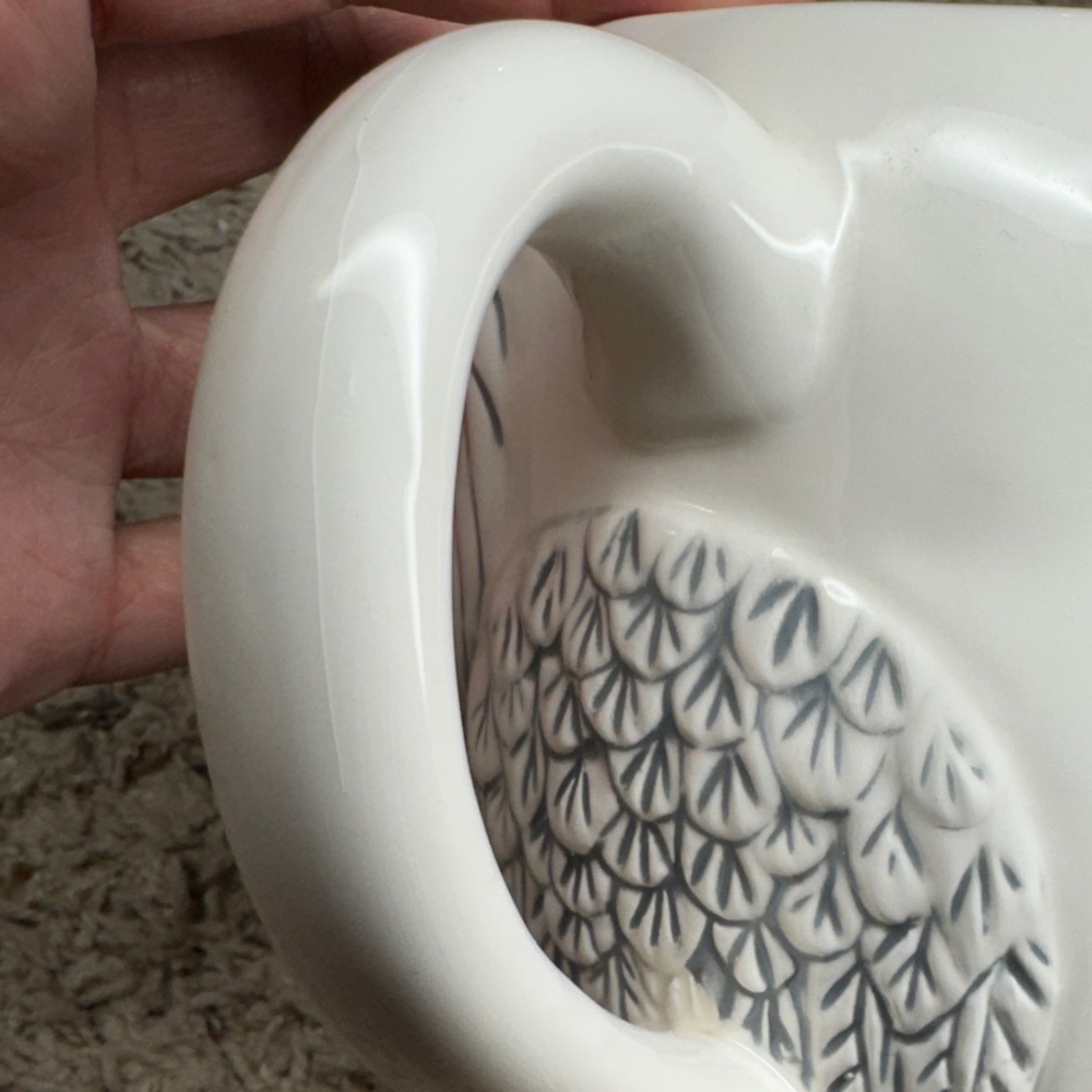 Harry Potter Hedwig 20-Ounce 3D Sculpted Ceramic Mug - Picture 10 of 10